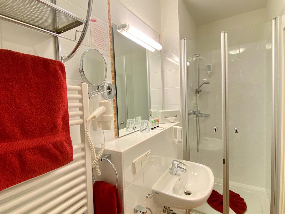 Hotel Rathausgloeckel Μπάντεν-Μπάντεν Εξωτερικό φωτογραφία