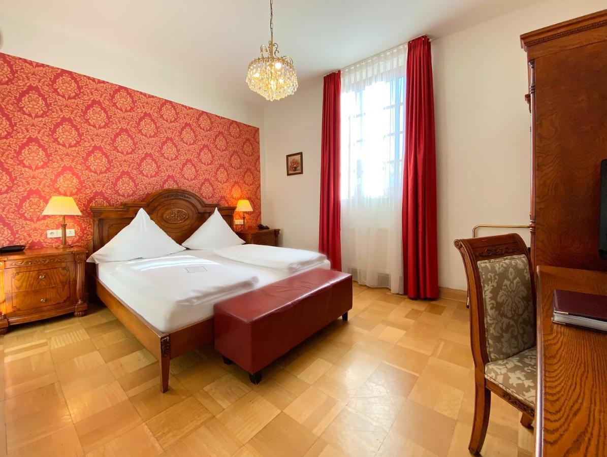 Hotel Rathausgloeckel Μπάντεν-Μπάντεν Εξωτερικό φωτογραφία