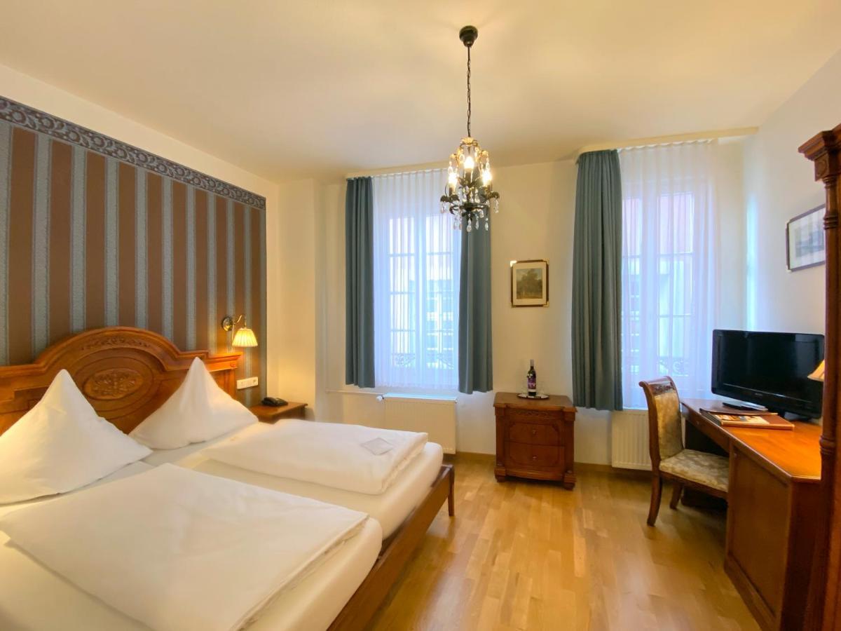 Hotel Rathausgloeckel Μπάντεν-Μπάντεν Εξωτερικό φωτογραφία