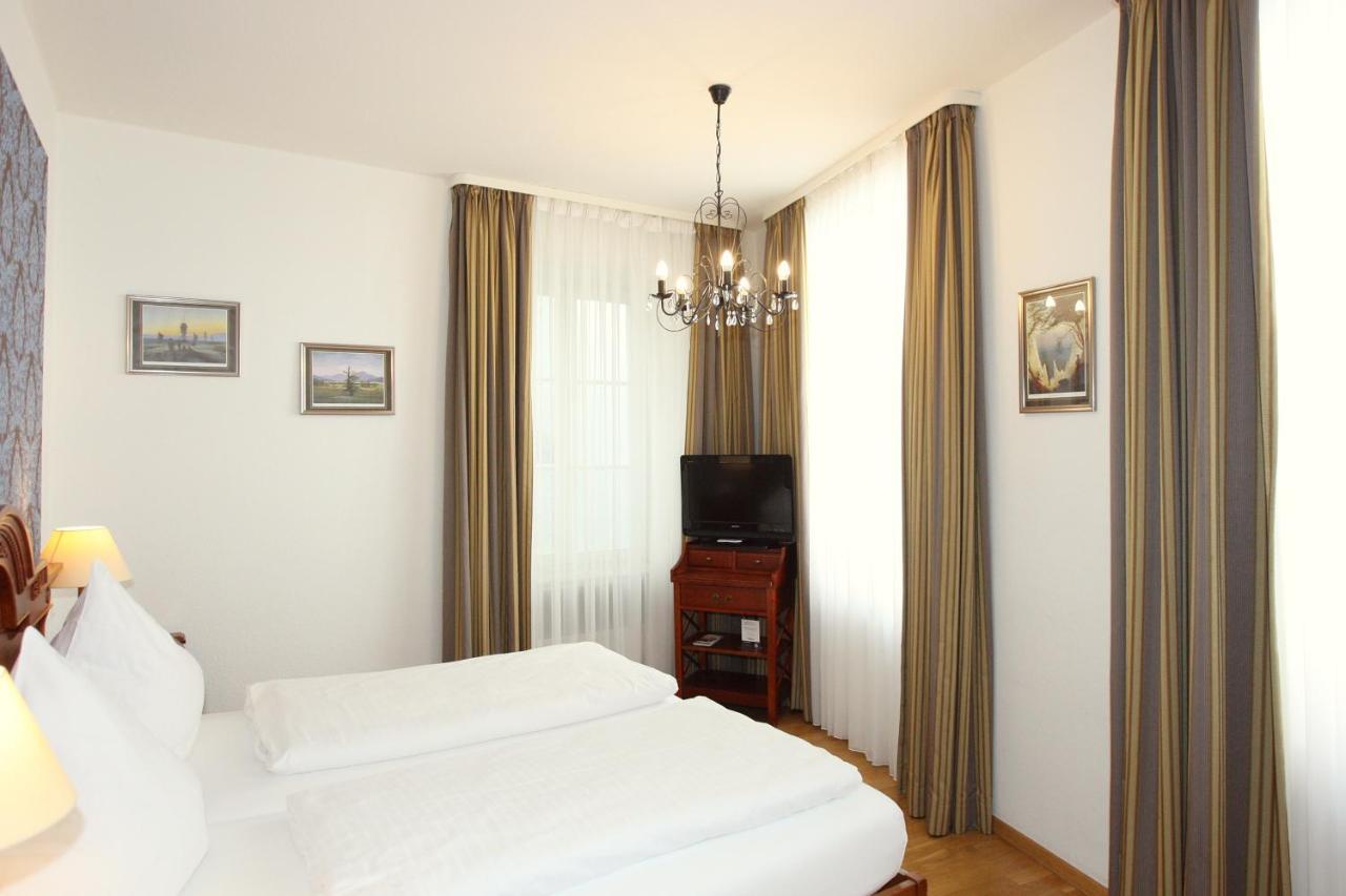 Hotel Rathausgloeckel Μπάντεν-Μπάντεν Εξωτερικό φωτογραφία