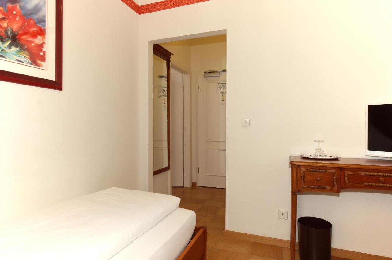 Hotel Rathausgloeckel Μπάντεν-Μπάντεν Εξωτερικό φωτογραφία